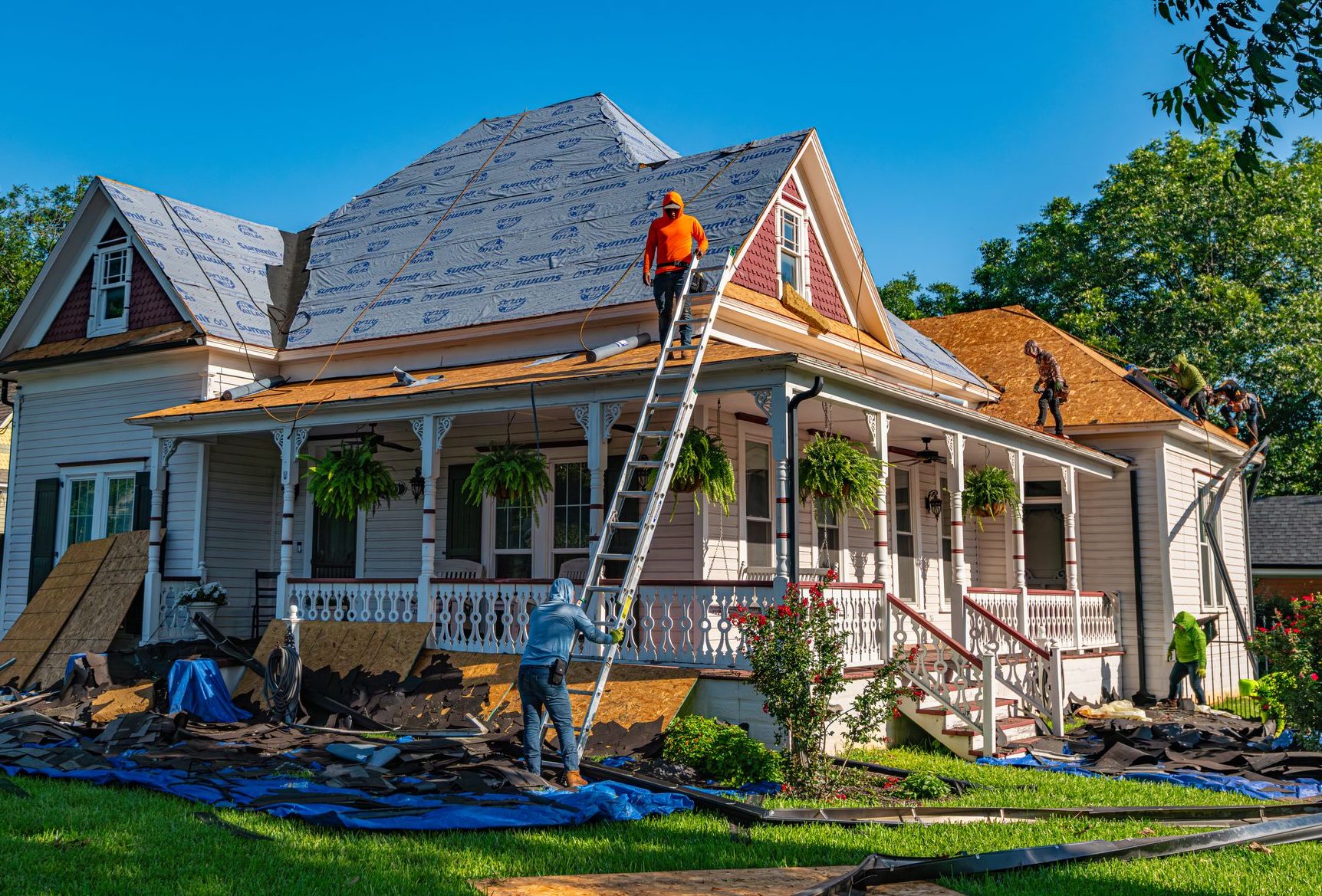 Completed roof replacement project by Roofing & Restoration of North Texas